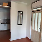 Studio Apartment Markomatea